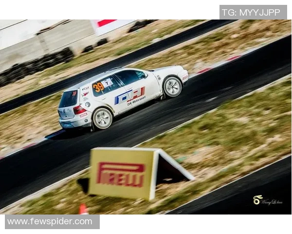 杨敏专访:从初学者到滑板高手的成长与挑战之路 杨敏专访:从初学者到滑板高手的成长与挑战之路